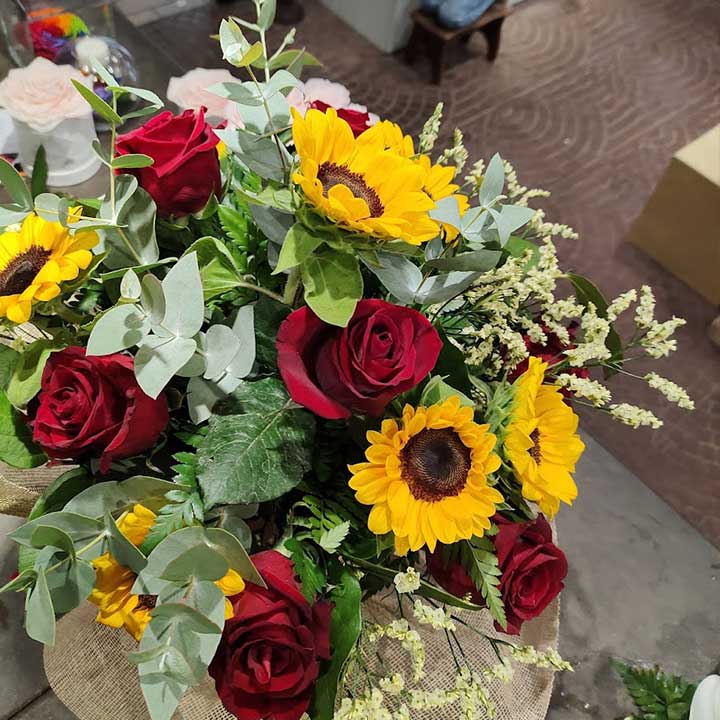 Bouquet rose e girasoli